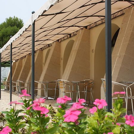 Masseria La Porticella 阿韦特拉纳 外观 照片