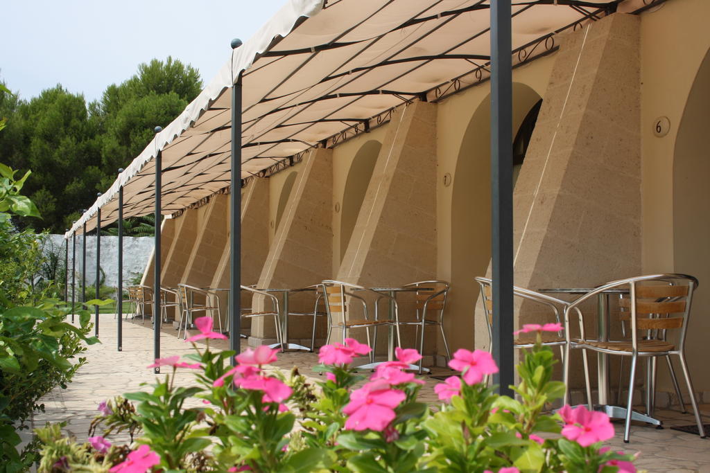 Masseria La Porticella 阿韦特拉纳 外观 照片